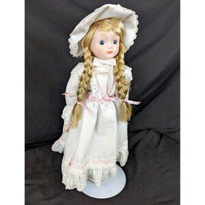 Vintage House of Lloyd Christmas Around the World 16" Faith Porcelain Doll